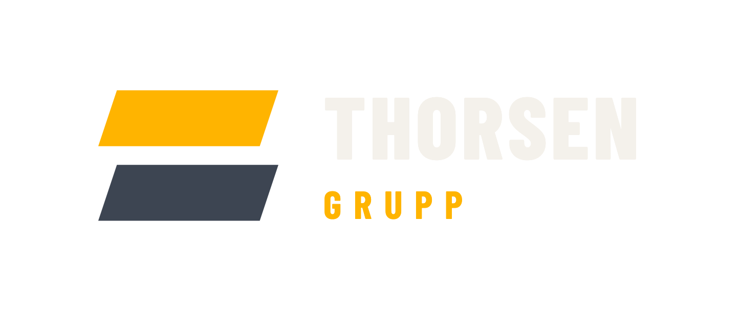 Thorsen Grupp logo: kaks kaldus plokki, kollane ja tumehall, ning sõnamärk